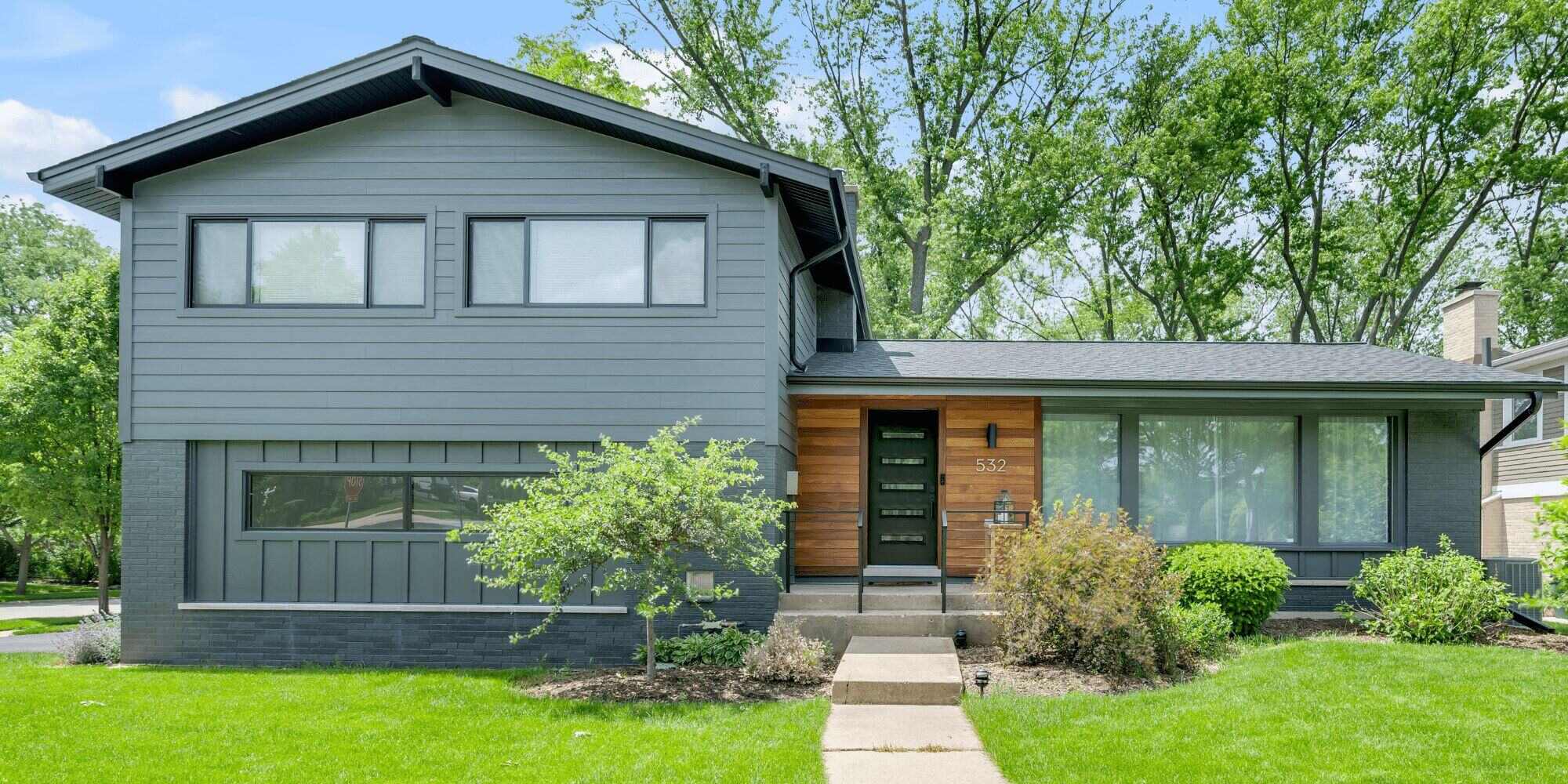 Vertical Siding with wood door entry in naperville chicago