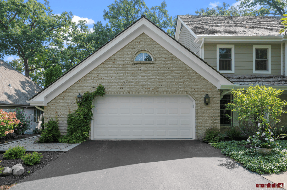 Garage with New Trim and Soffit Remodel in Naperville